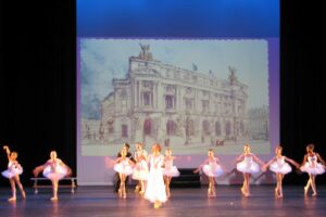 Contribution aux décors du spectacle de l’Académie de Danse Émilie Plotton